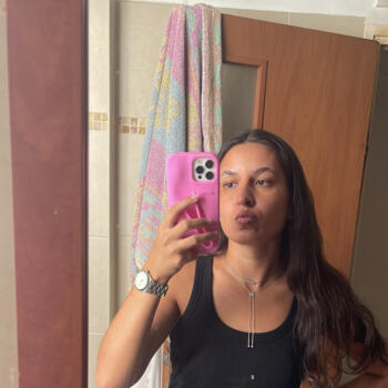 בייביסיטר ב- רמת גן: Maya