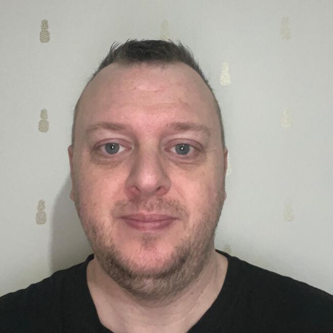 Job de garde d'enfants à Saint-Sernin-du-Bois: Stephane