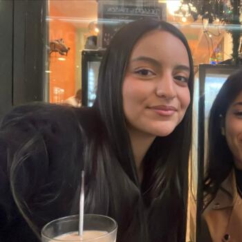 Babysitter in Cavaillon: Nouhayla