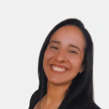 Babysitter in Caracas: Daymar