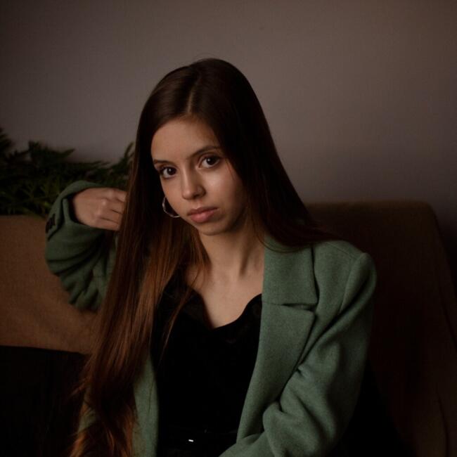 Babysitter in Covilha: Mariana