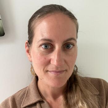 Babysitting job in Napier City: babysitting job Manuela