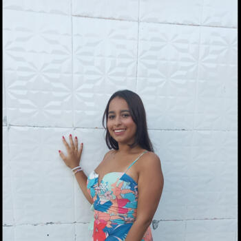 Babysitter Dias dávila: Marina