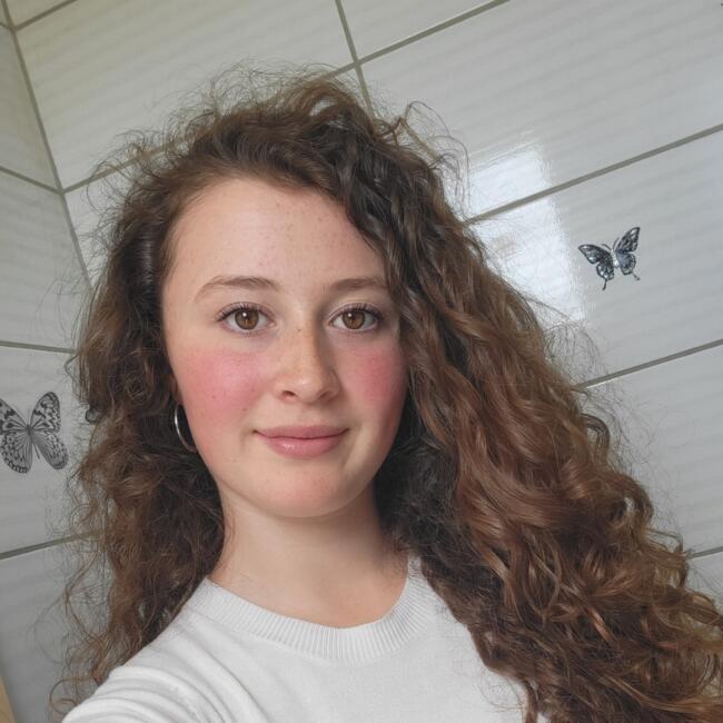 Babysitter in La Grande-Paroisse: Clarisse