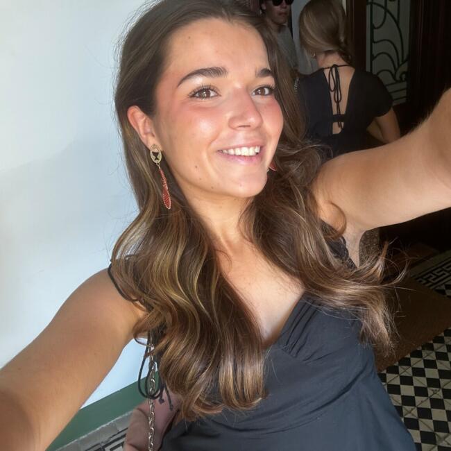 Babysitter in Santa Cruz de Tenerife: Lucía