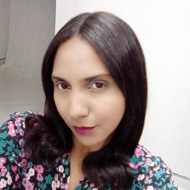 Babysitter in Queimados: Thais