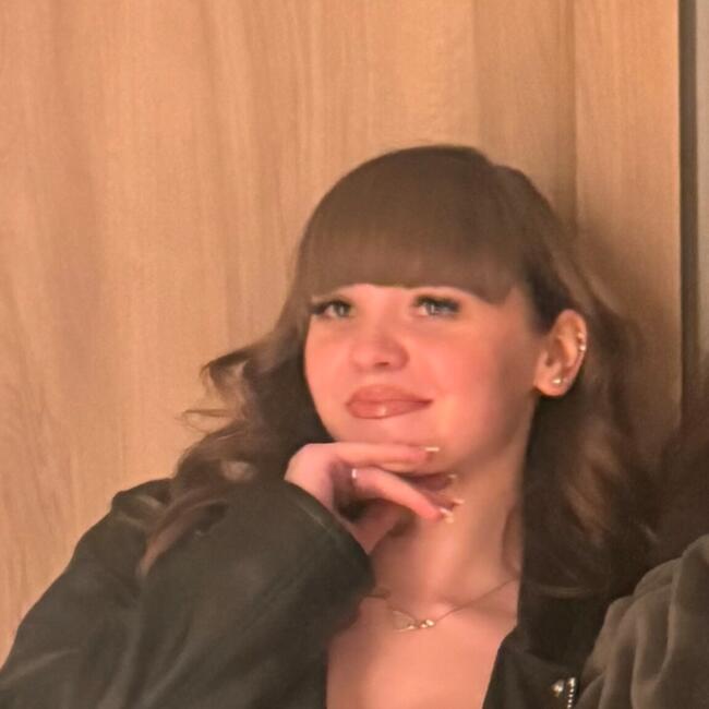 Babysitter in Croydon: Kaysie