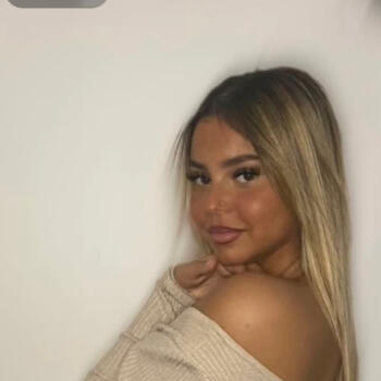 Baby-sitter in Clichy: Salma