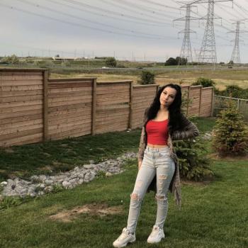 Baby-sitter Oshawa: Sierra
