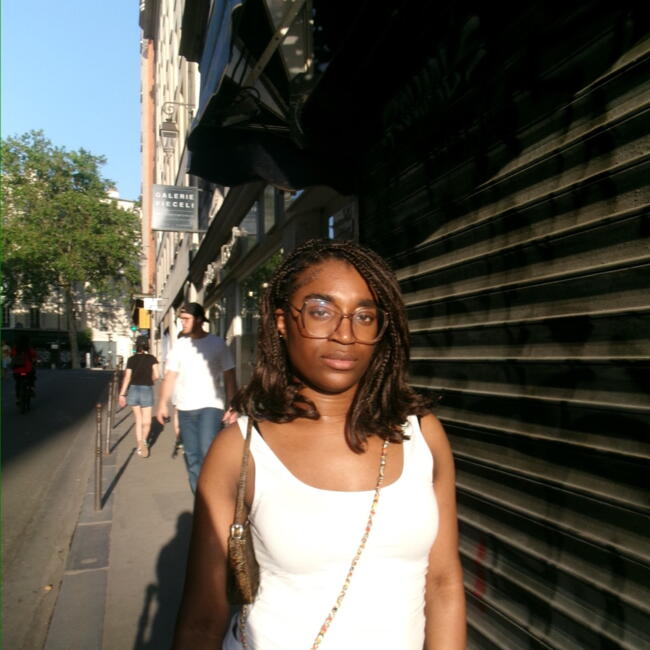 Babysitter in Paris: Ingrid