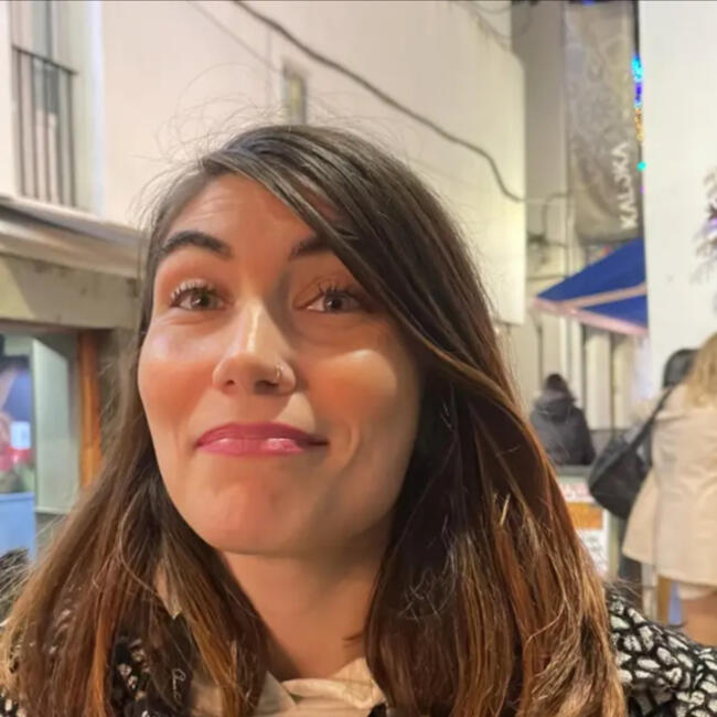 Canguro en Figueres: Zuriñe