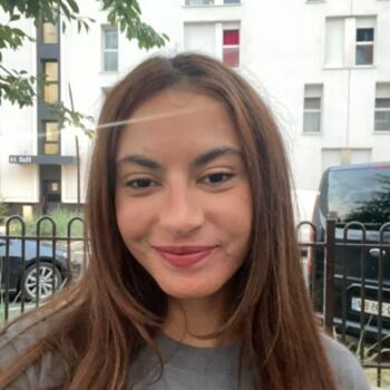 Babysitter in Villeneuve-la-Garenne: Noheila