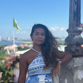 Babysitter in Duque de Caxias: Julia