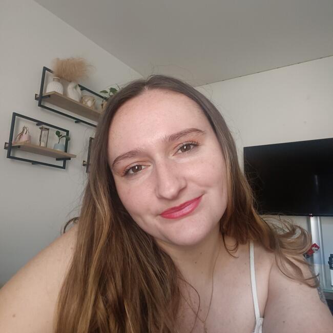 Babysitter in Rouen: Elise