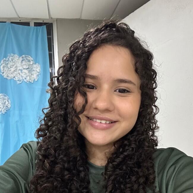 Babá em Fortaleza: Ana Beatriz