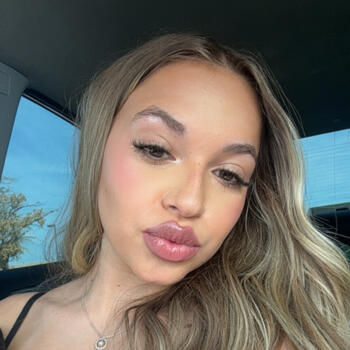 Babysitter in Albuquerque: Miranda