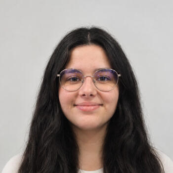 Babysitter em Oliveira (Vila Nova de Famalicão): Ana Lúcia