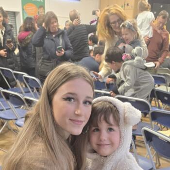 Babysitter in Nottingham: Olivia