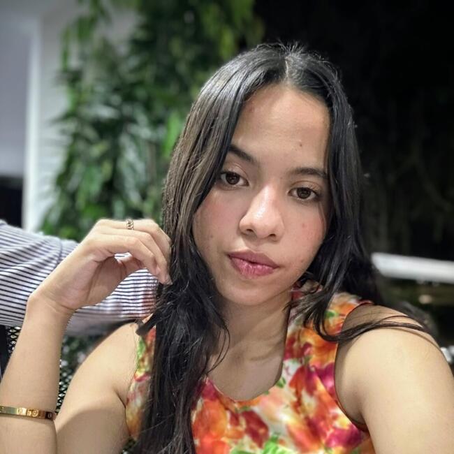 Babysitter in Managua: Gema