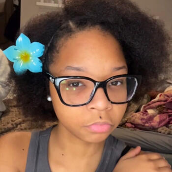 Babysitter Joinville-le-Pont: Naima