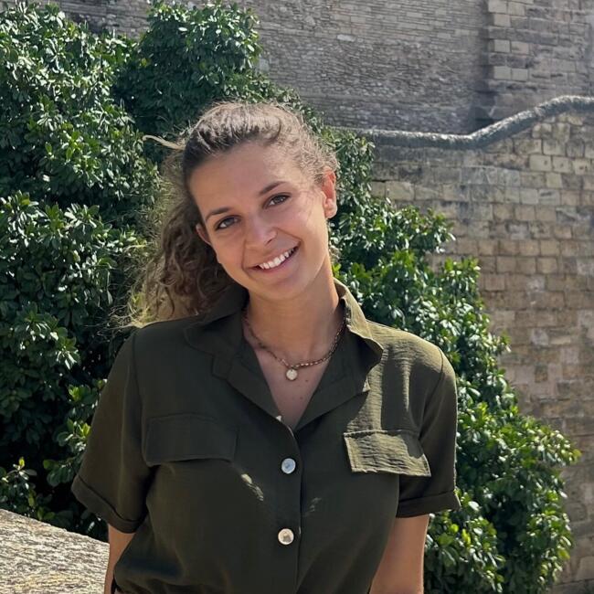Babysitter in Valencia: Camille