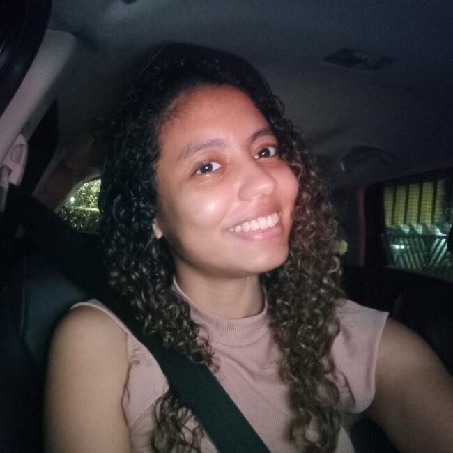 Babysitter in Santos: Emanuela