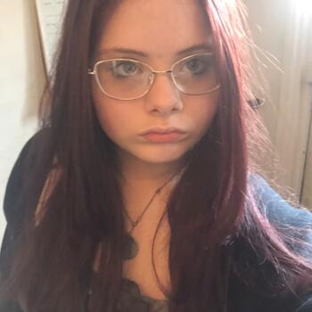 Babysitter in Sheffield: Emily