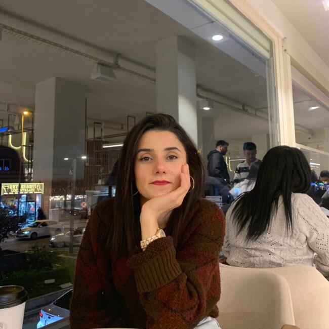 İstanbul bölgesinde bebek bakıcısı: İlayda