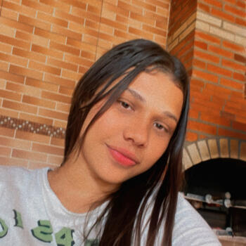Babysitter in Linhares: Bianca