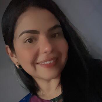 Babysitter Blumenau: Kassia