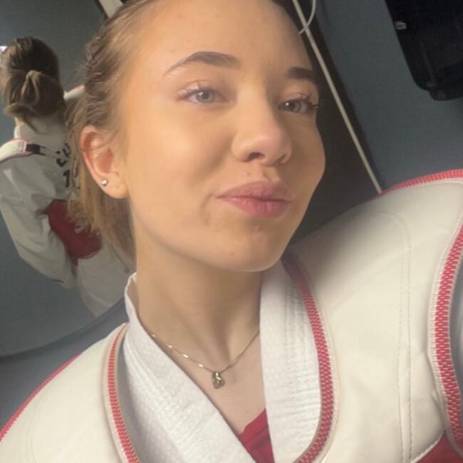 Barnevakt i Ringsaker: Mira