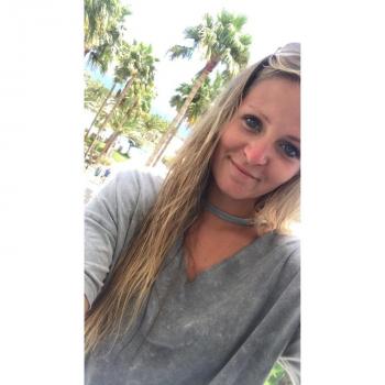 Baby-sitter Belvaux: Julie