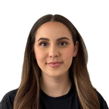 Babysitter in Surprise: Chelsea