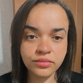 Babysitter in Brasília: Deborah