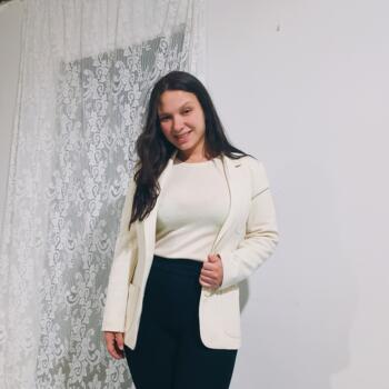 Babysitter in Araucária: Lorena