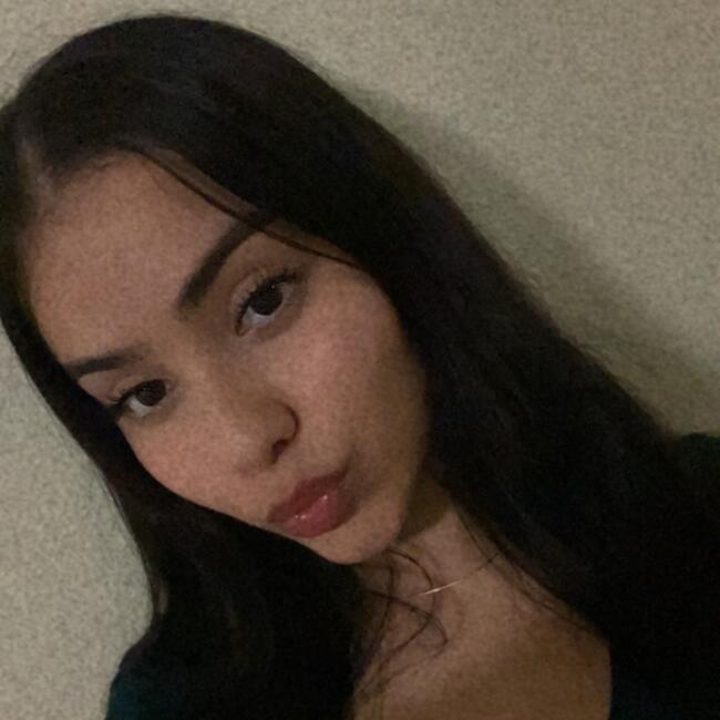 Babysitter in Silver Spring: Emely