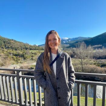Babysitter in Pamplona: Maria