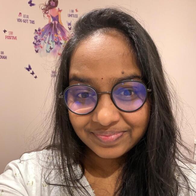 Babysitter in Luton: Saranya