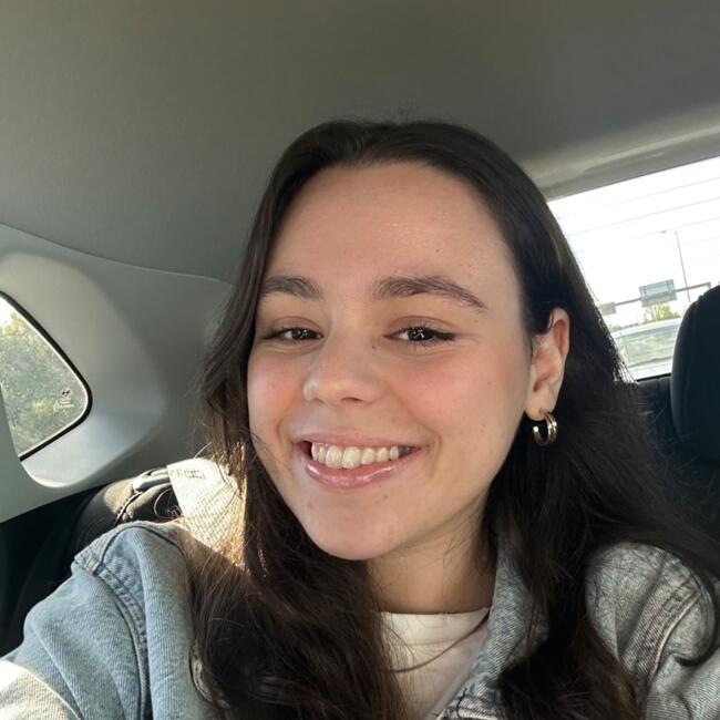 Babysitter em Almada: Luana Oliveira