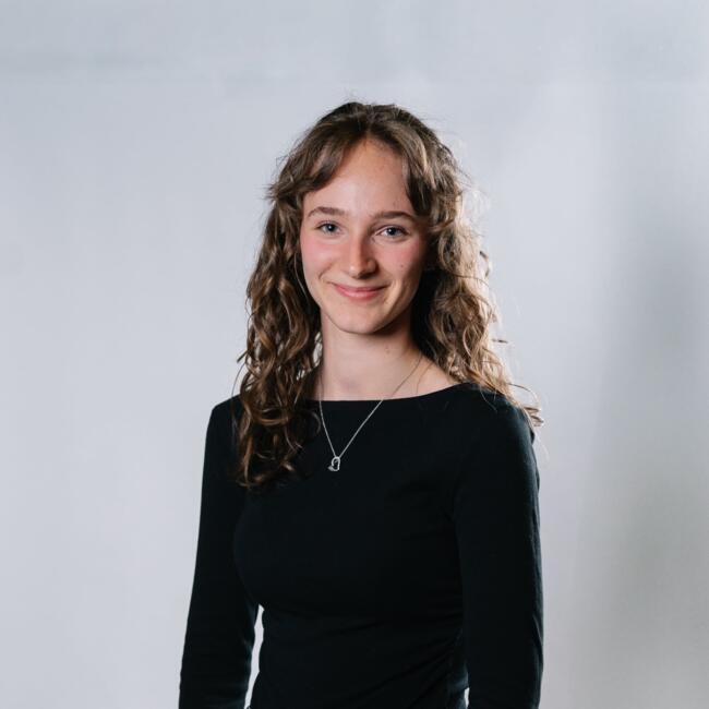 Varuška (Vrhnika): Tia