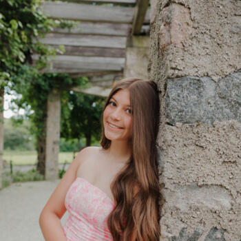 Babysitter in Racine: Rhegan