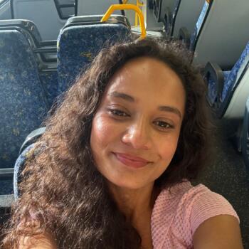 Babysitter in Sydney: Puja