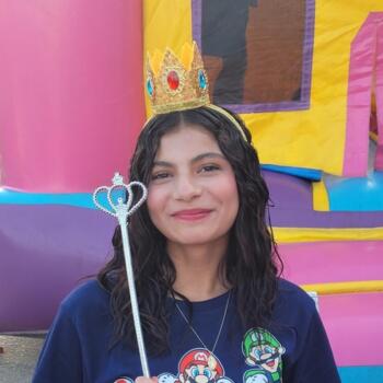 Babysitter in El Centro: Valeria
