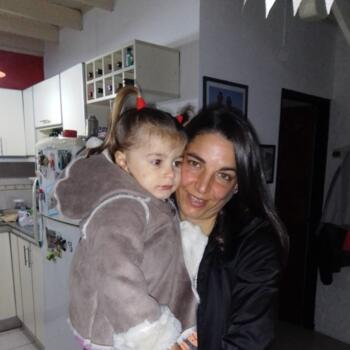 Niñera en Villa Ballester: Silvina