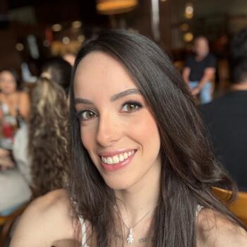 Emprego de babá em Franca: emprego de babá Lawane