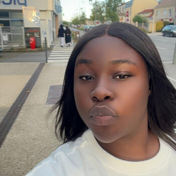 Babysitter in Guyancourt: Anaelle