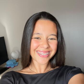 Babysitter in Torres Vedras: Laura