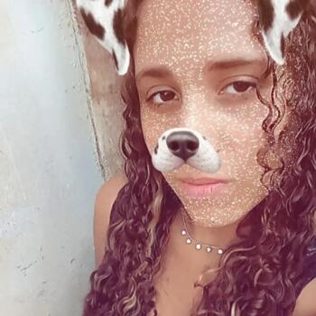 Babysitter in Assis: Camila