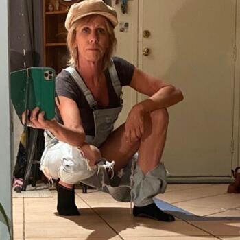 Babysitter Gold Coast: Katrina