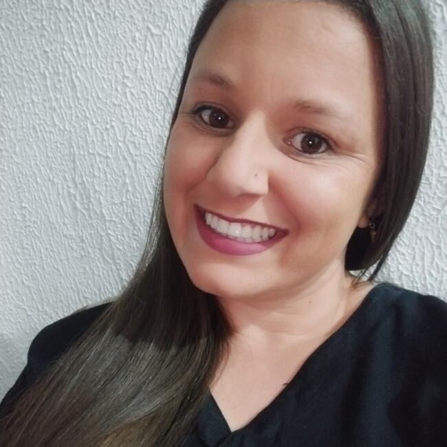 Babá em Bagé: Cledinara